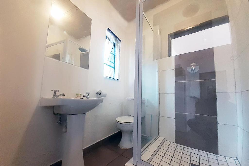 Queens Palace Pretoria-Noord Rom bilde
