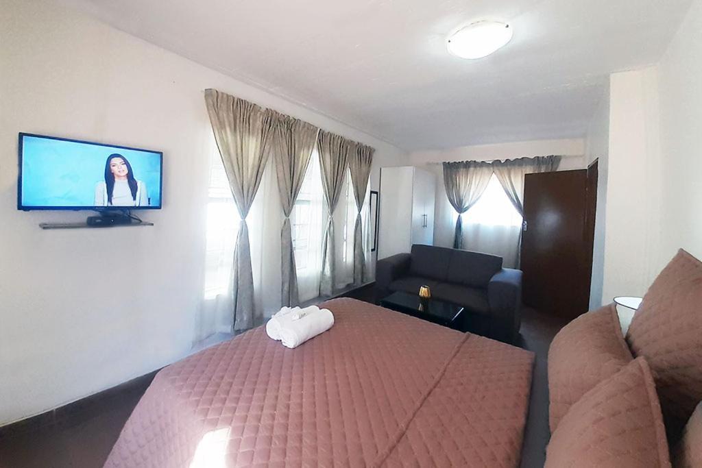 Queens Palace Pretoria-Noord Rom bilde